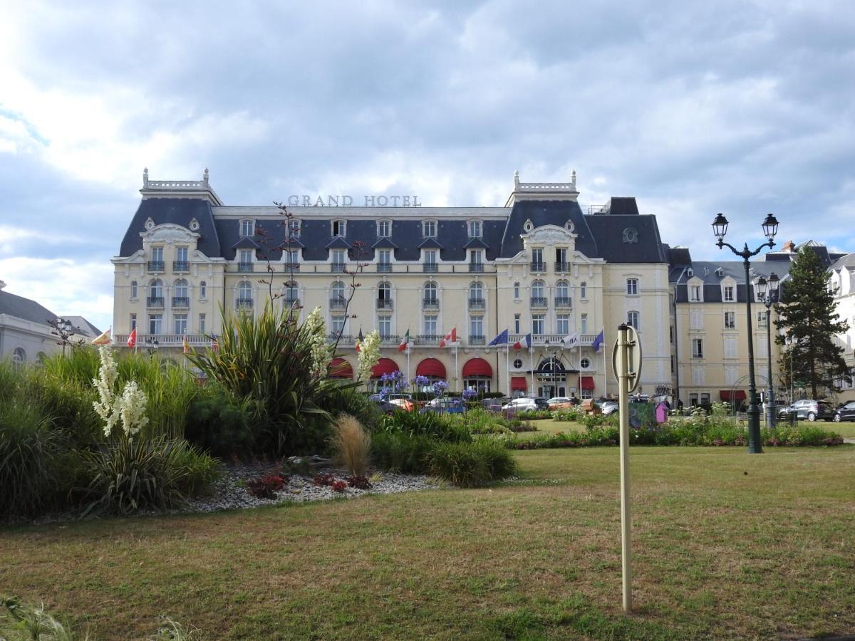 Les 3 Mouettes A Cabourg - Cote Normande Daire Dış mekan fotoğraf